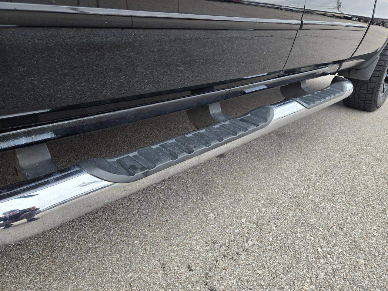 Used 2014 GMC Sierra 1500 SLE w/ SLE Value Package AWD/4WD image 9