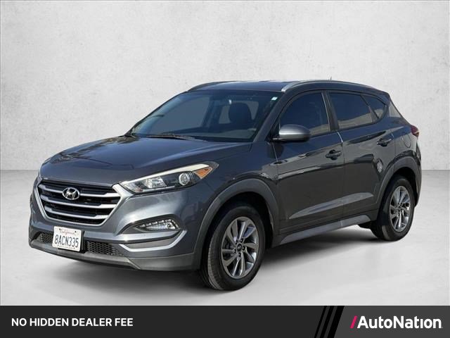 Used 2017 Hyundai Tucson SE w/ SE Popular Package 02