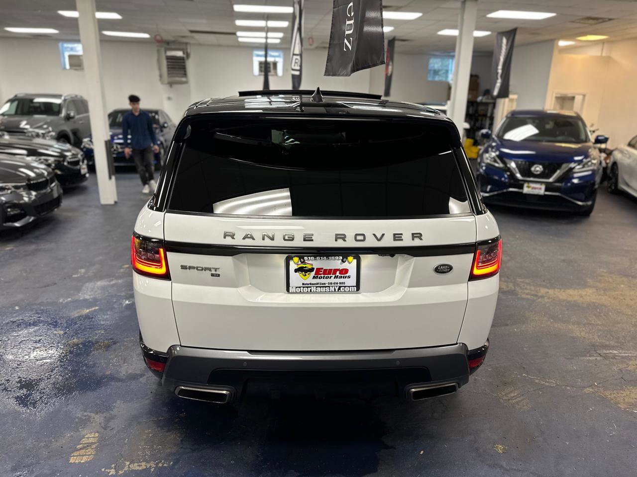 Used 2021 Land Rover Range Rover Sport HSE Silver Edition AWD/4WD image 8