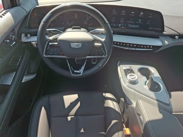 New 2026 Cadillac Optiq Luxury 1 AWD/4WD image 7