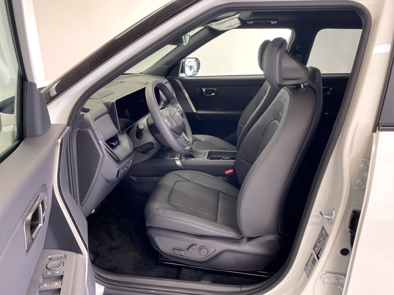 New 2027 Kia Seltos X-Line S w/ X-Line S Premium Package AWD/4WD image 16