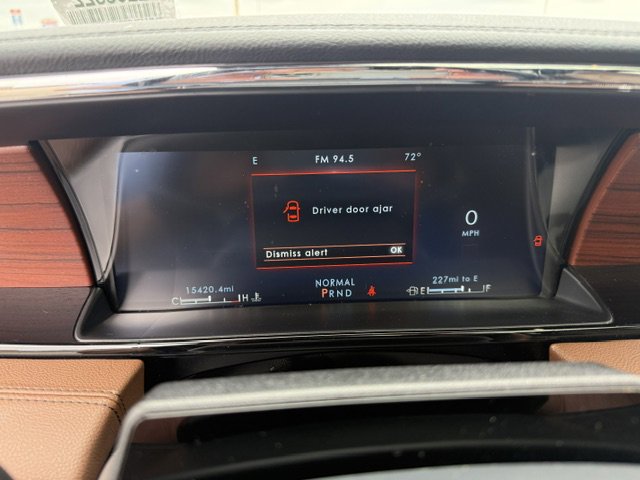 Used 2023 Lincoln Navigator Reserve AWD/4WD image 18
