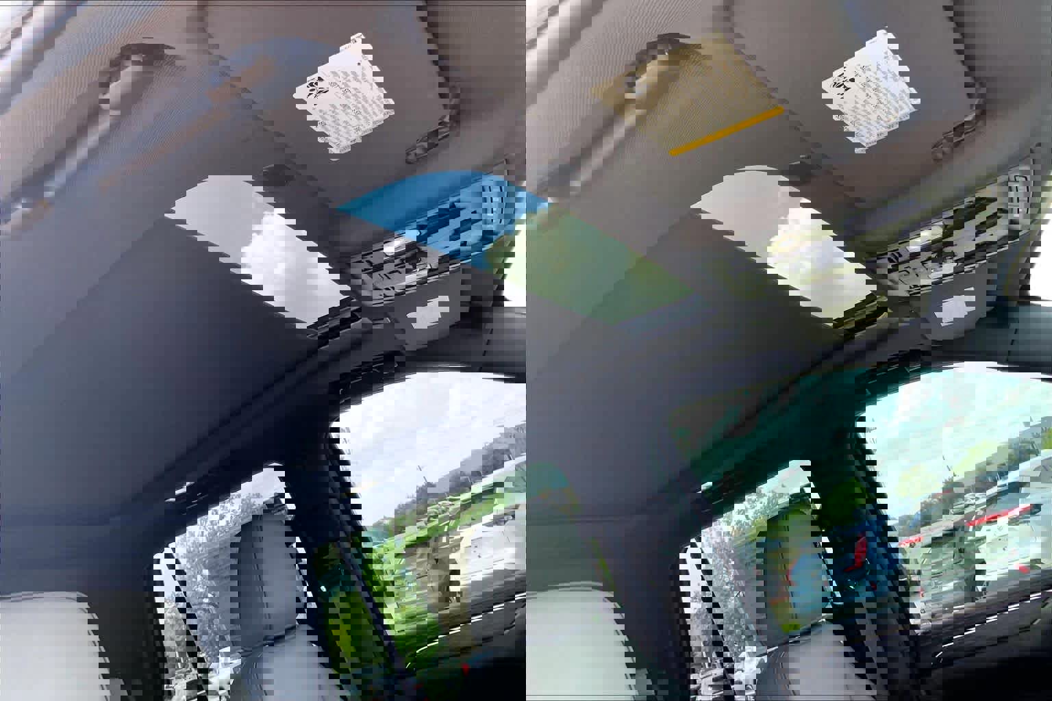 Used 2023 GMC Yukon SLT w/ SLT Premium Package AWD/4WD image 14