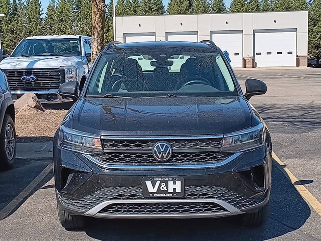 Used 2024 Volkswagen Taos S image 2
