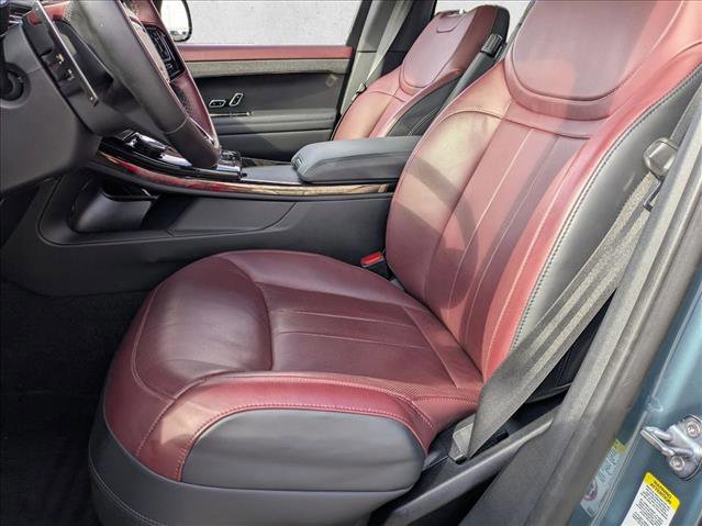 Used 2023 Land Rover Range Rover Sport SE Dynamic image 13