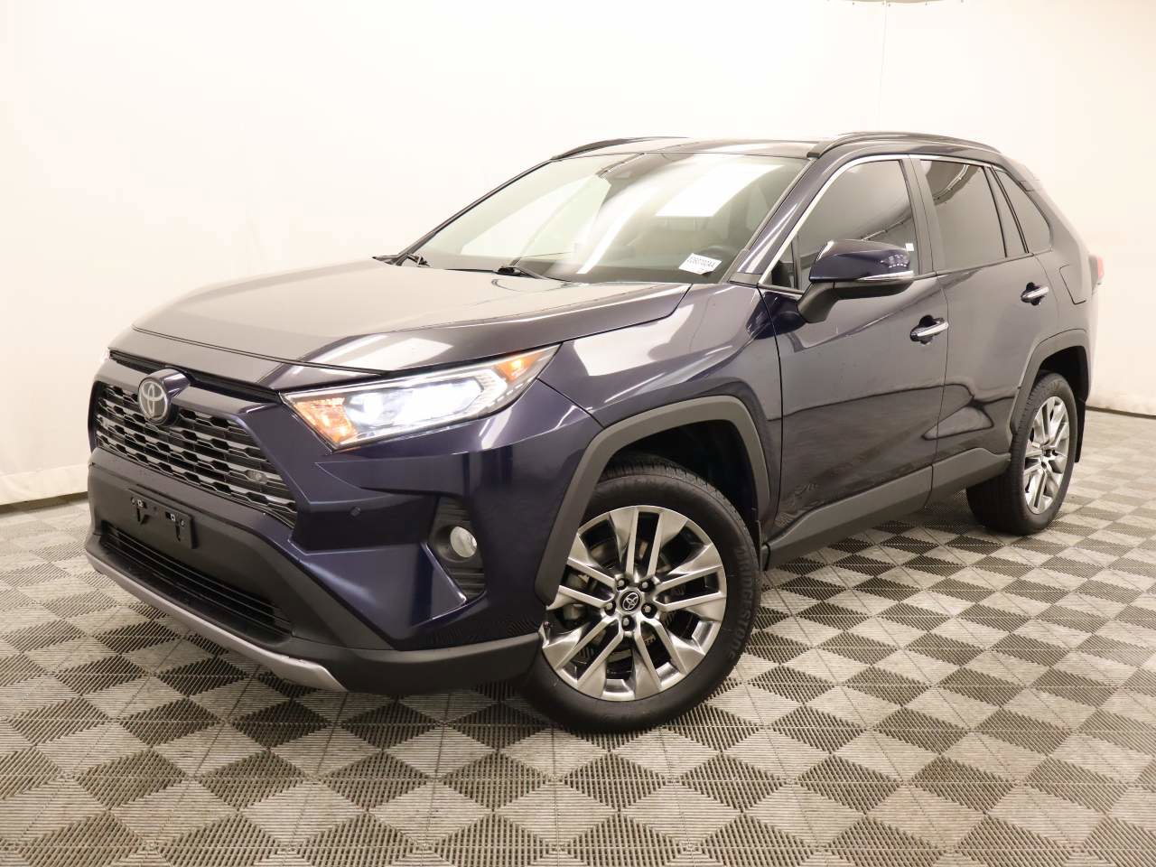 Used 2019 Toyota RAV4 Limited w/ Cold Weather Package image 1