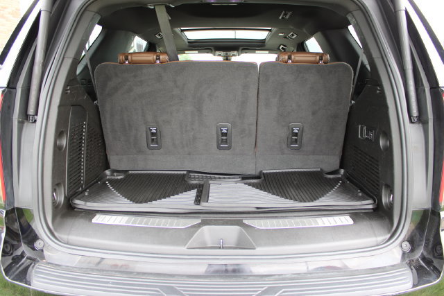 Used 2022 Chevrolet Tahoe High Country w/ Max Trailering Package AWD/4WD image 50