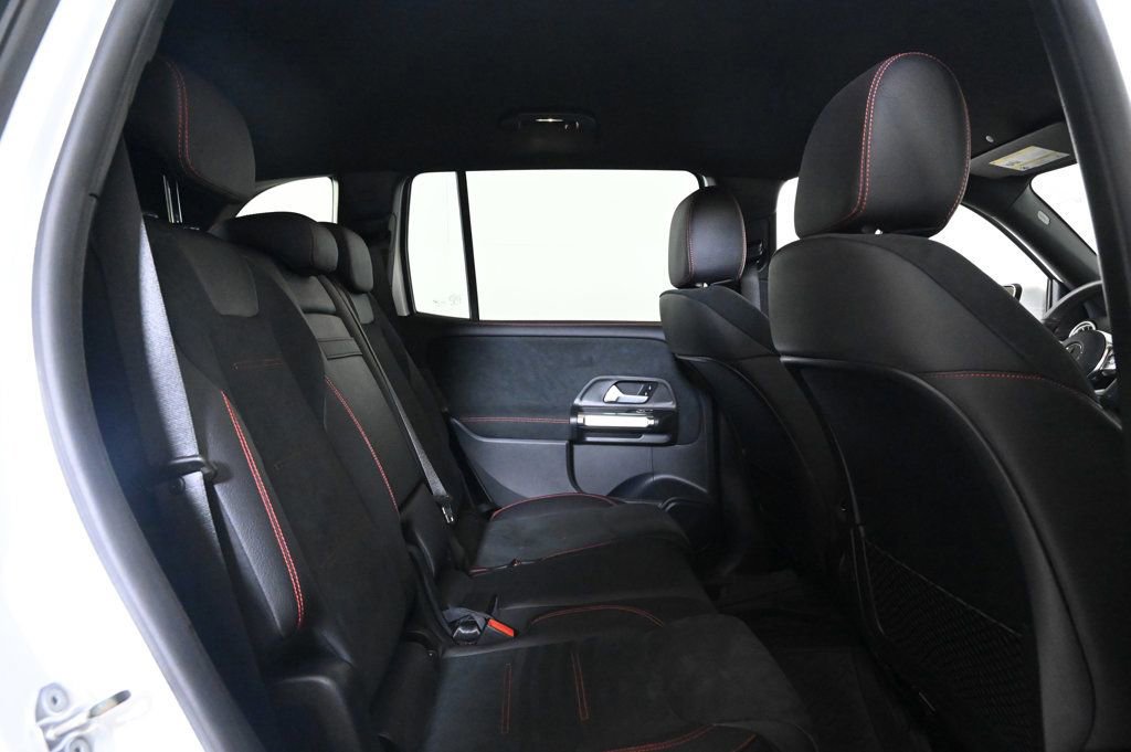 Used 2022 Mercedes-Benz GLB 35 AMG 4MATIC image 17