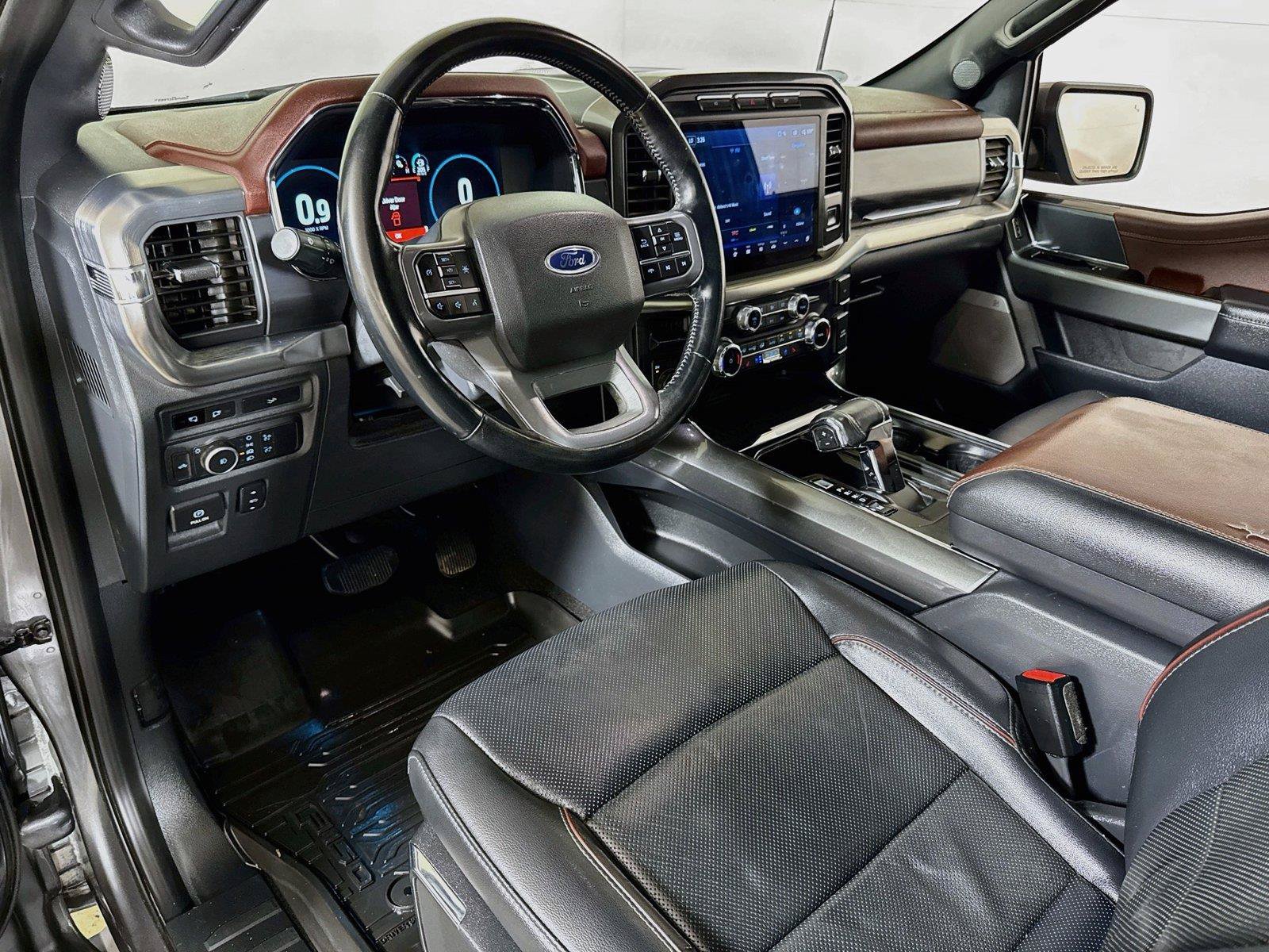 Used 2023 Ford F150 Lariat AWD/4WD image 7