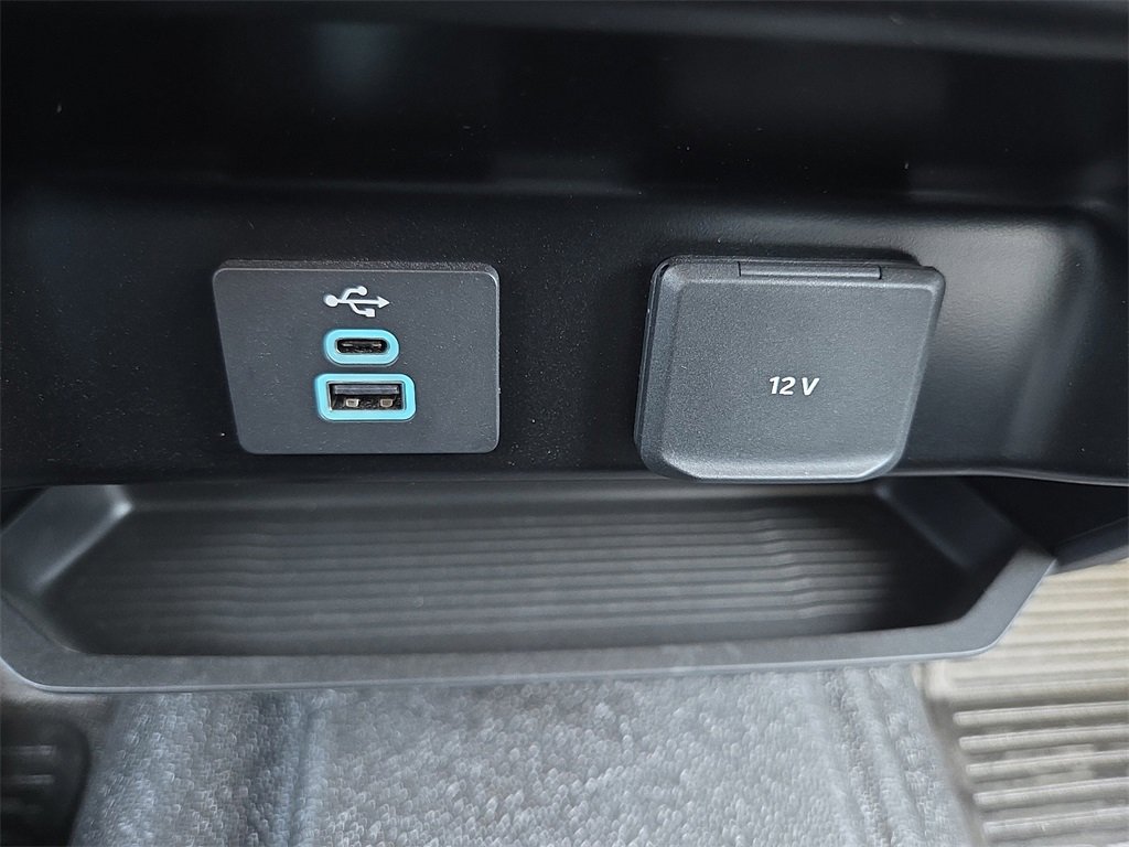 New 2025 Ford F350 XL w/ XL Chrome Package image 15