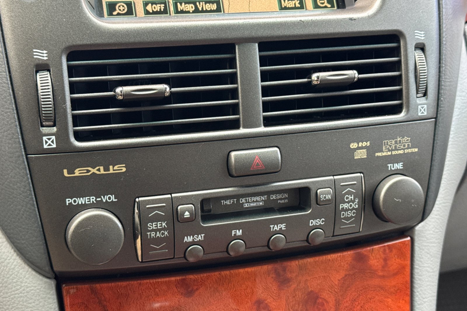 Used 2005 Lexus LS 430 w/ Modern Luxury Pkg RWD image 20