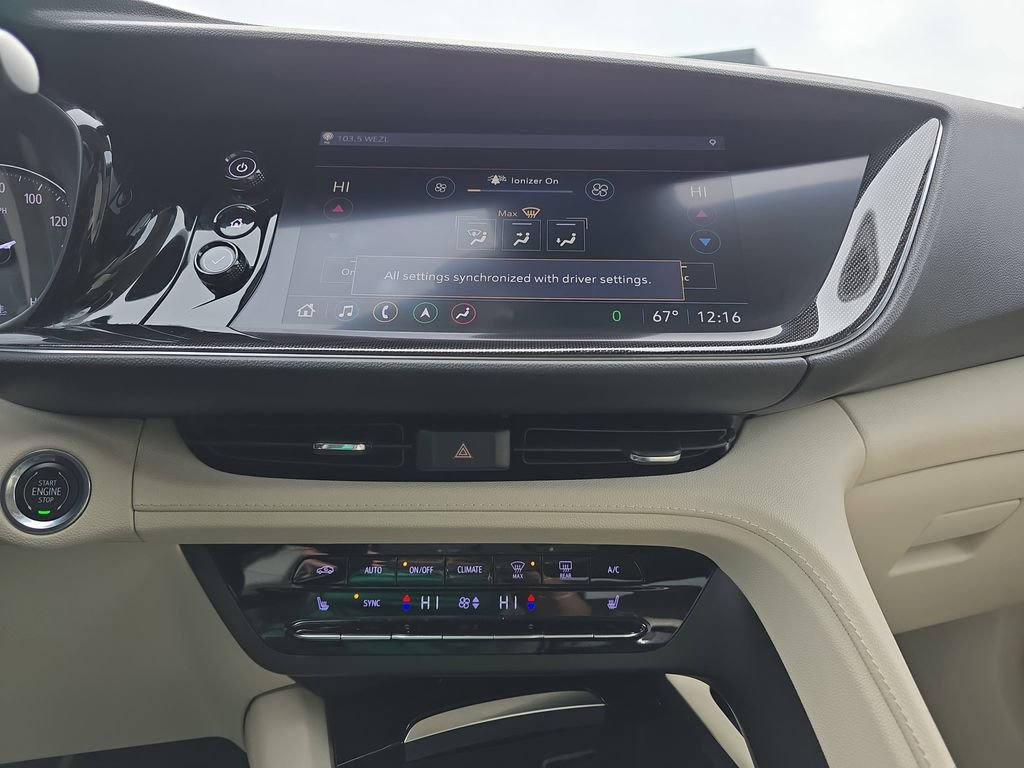 Used 2021 Buick Envision Essence w/ Technology Package I image 28