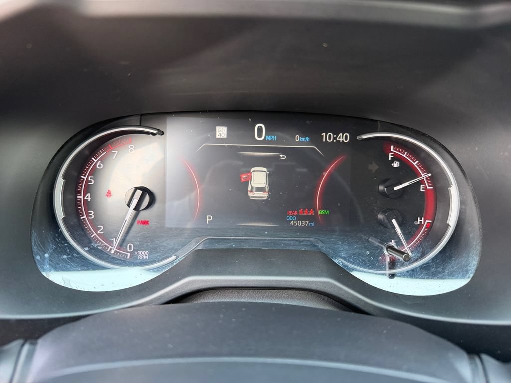 Used 2025 Toyota RAV4 XLE FWD image 26