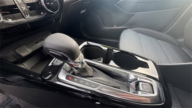 Used 2021 Chevrolet Equinox Premier image 23