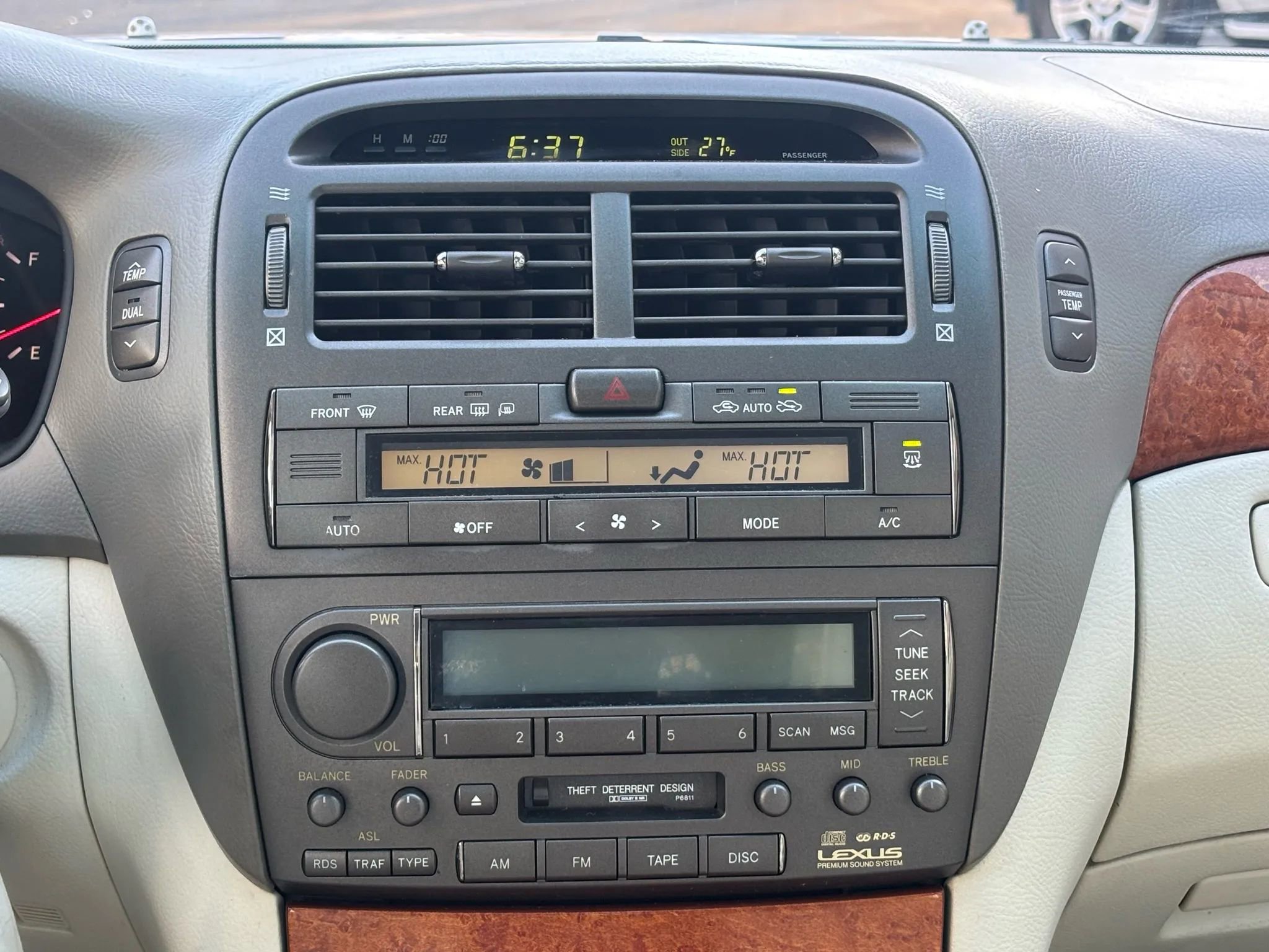 Used 2003 Lexus LS 430 RWD image 27
