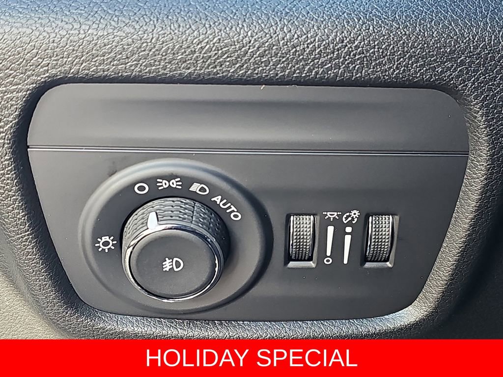 New 2025 Jeep Grand Cherokee Limited w/ Trailer Tow Package image 27