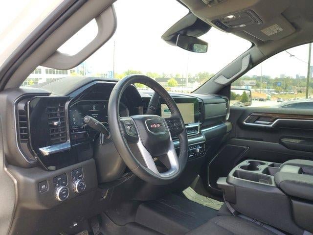 Used 2023 GMC Sierra 1500 SLE AWD/4WD image 16