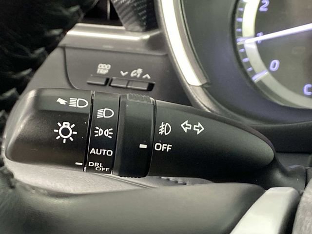 Used 2023 Toyota Highlander XSE AWD/4WD image 19