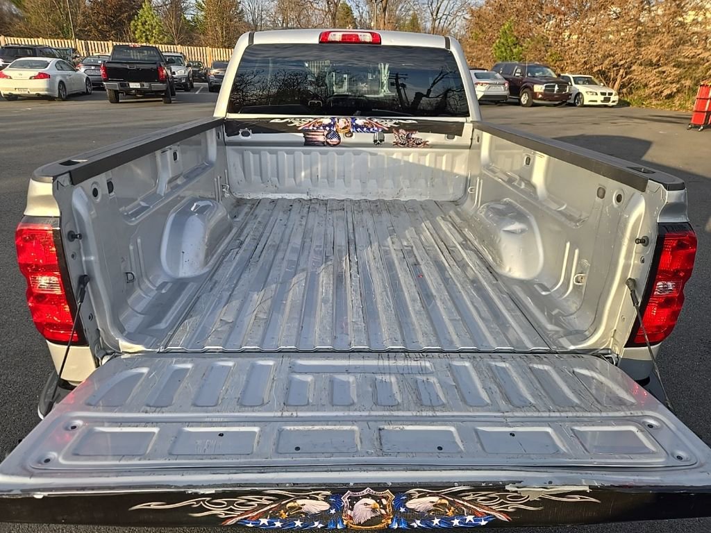 Used 2018 Chevrolet Silverado 1500 LT w/ All Star Edition image 41