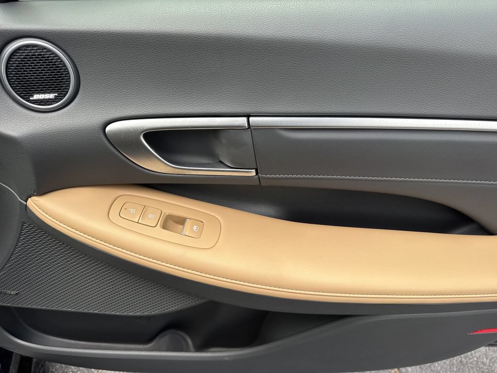 Used 2024 Hyundai Sonata Limited FWD image 14