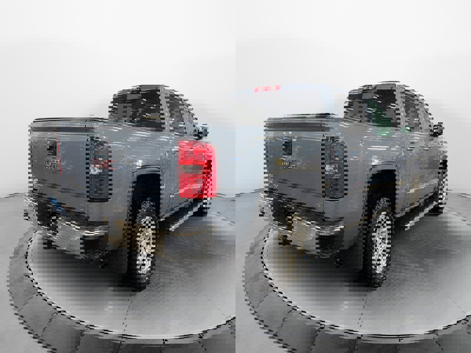 Used 2015 GMC Sierra 1500 SLT w/ SLT Preferred Package image 5