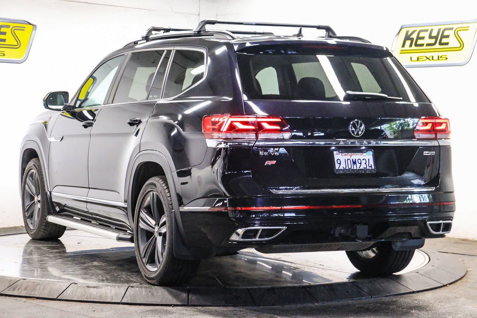 Used 2021 Volkswagen Atlas SE w/ Panoramic Sunroof Package AWD/4WD image 8