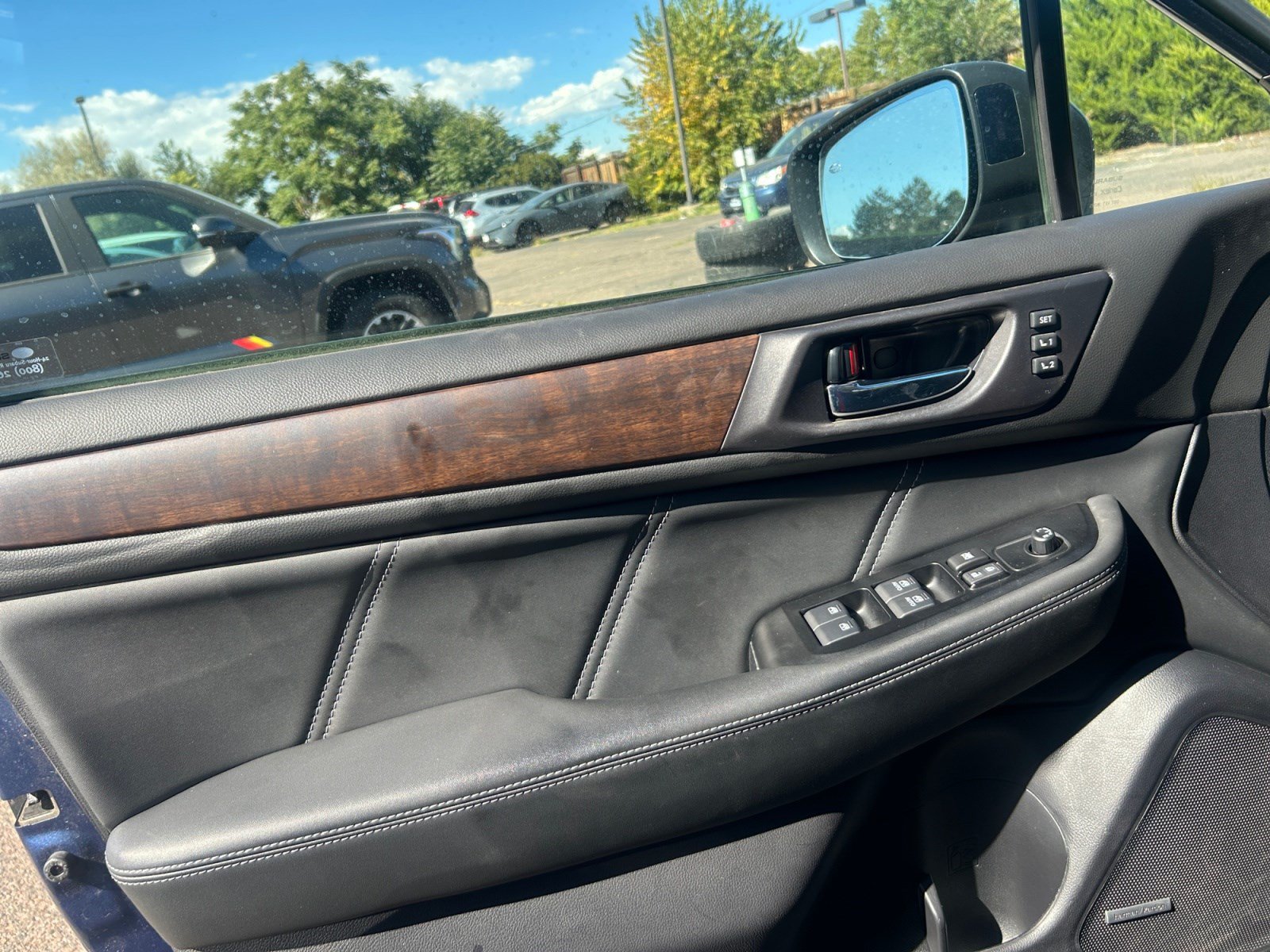 Used 2019 Subaru Outback 2.5i Limited AWD/4WD image 13