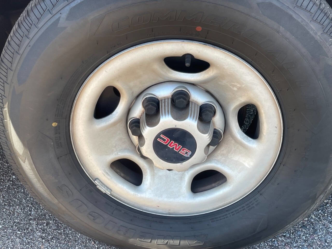 Used 2019 GMC Savana 2500 w/ Driver Convenience Package image 9