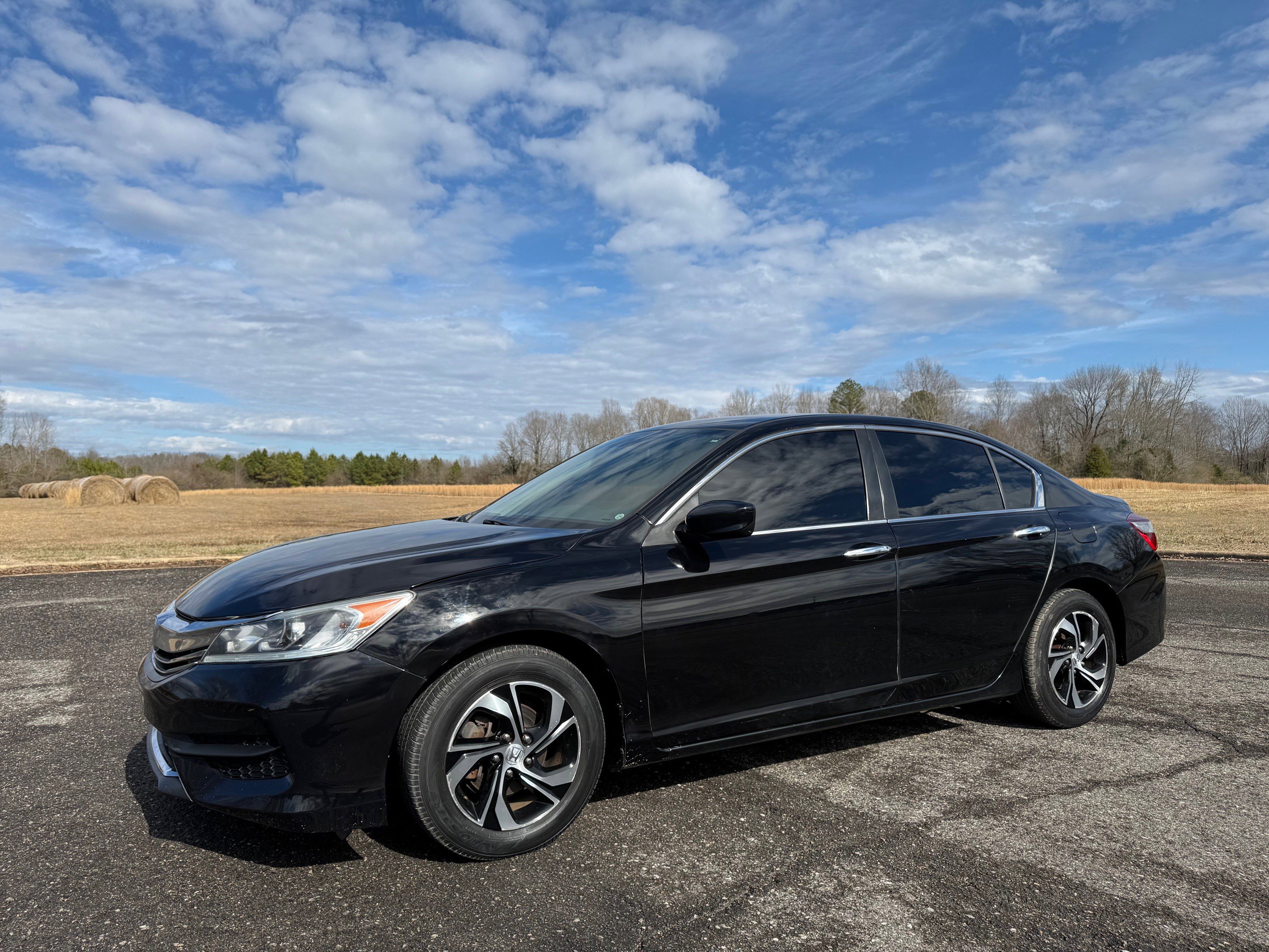 Used 2017 Honda Accord LX image 1
