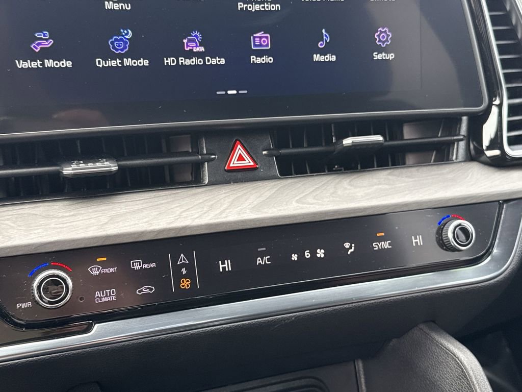 Used 2024 Kia Sportage X-Line w/ X-Line Premium Package image 18