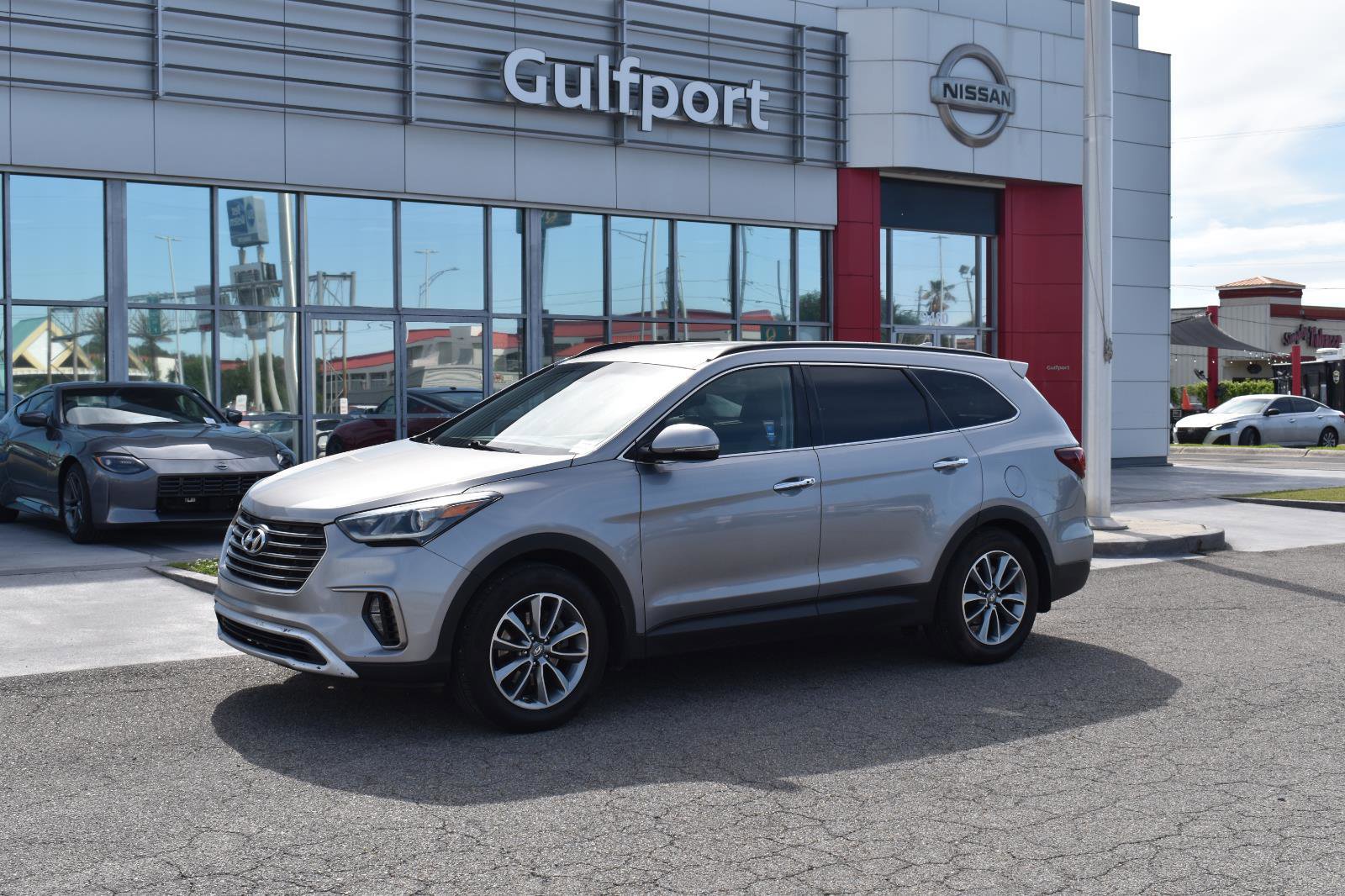 Used 2018 Hyundai Santa Fe SE w/ SE Premium Package 02 FWD image 2