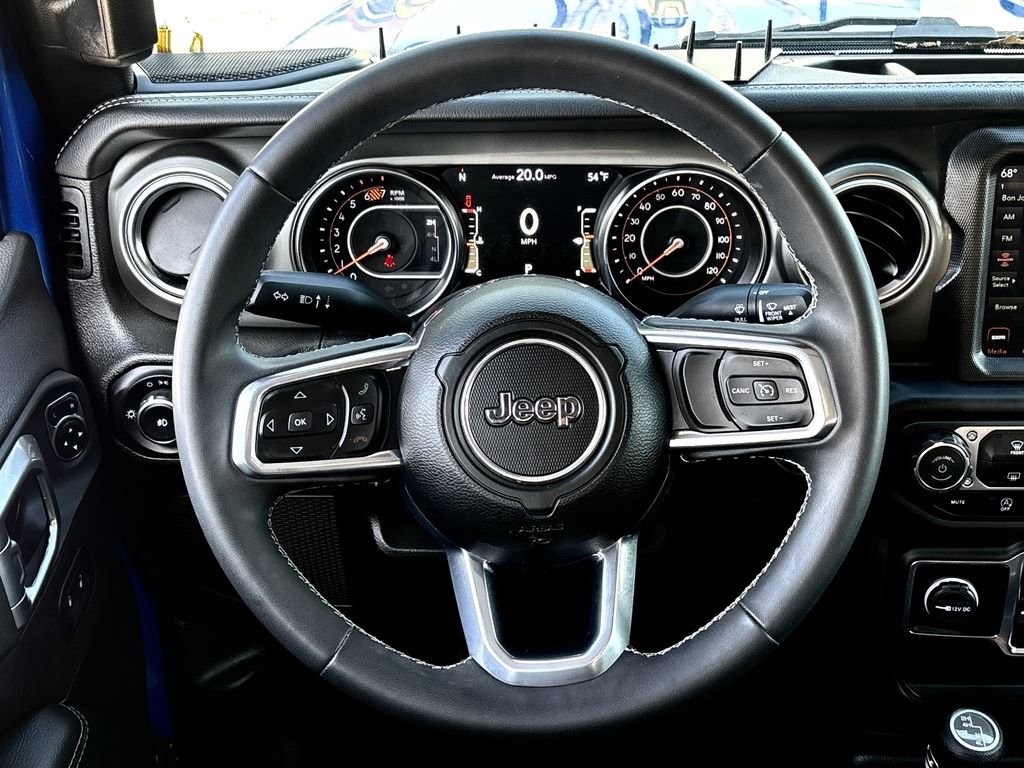 Used 2023 Jeep Wrangler Sahara image 11