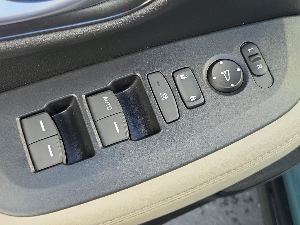 Used 2027 Honda HR-V LX image 21