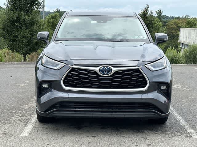 Used 2020 Toyota Highlander LE AWD/4WD image 19