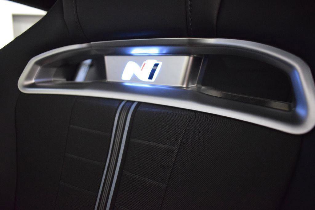 Used 2021 Hyundai Veloster N image 13