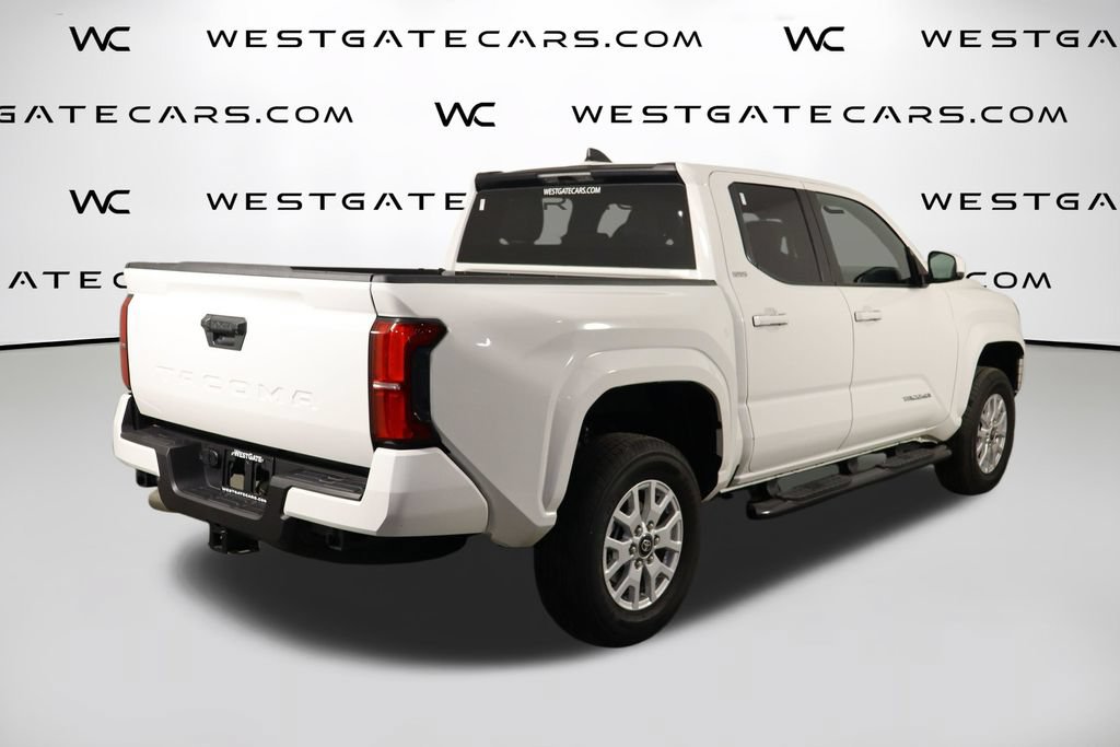 Used 2025 Toyota Tacoma SR5 RWD image 39