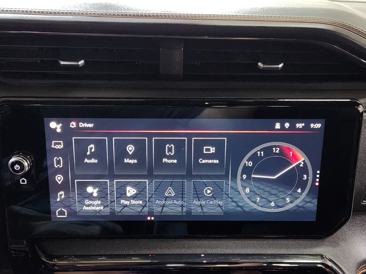 Used 2024 GMC Sierra 2500 AT4 w/ AT4 Premium Plus Package AWD/4WD image 39