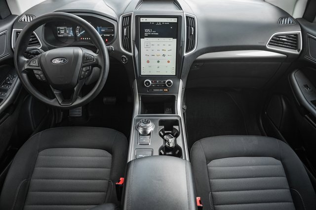 Certified 2022 Ford Edge SE w/ Black Appearance Package image 22