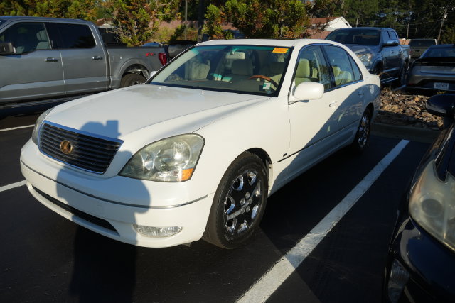 Used 2001 Lexus LS 430 RWD image 8