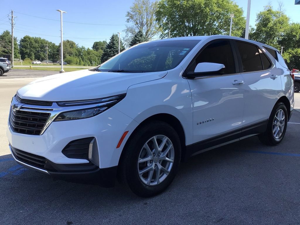 Used 2023 Chevrolet Equinox LT FWD image 12