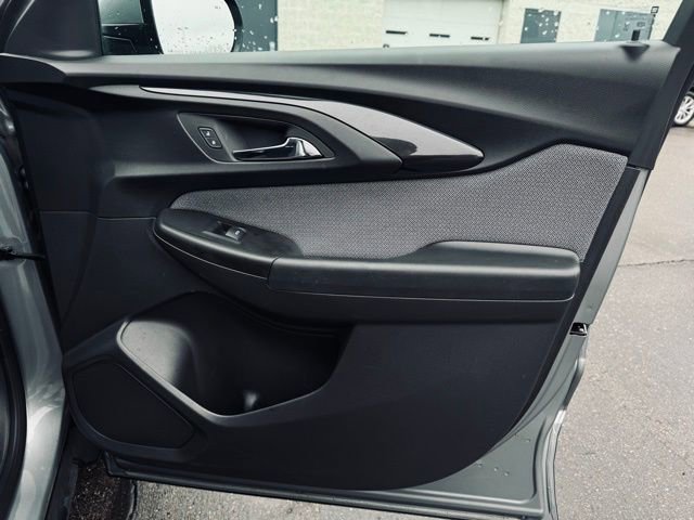 Used 2023 Chevrolet TrailBlazer LT w/ Convenience Package image 13