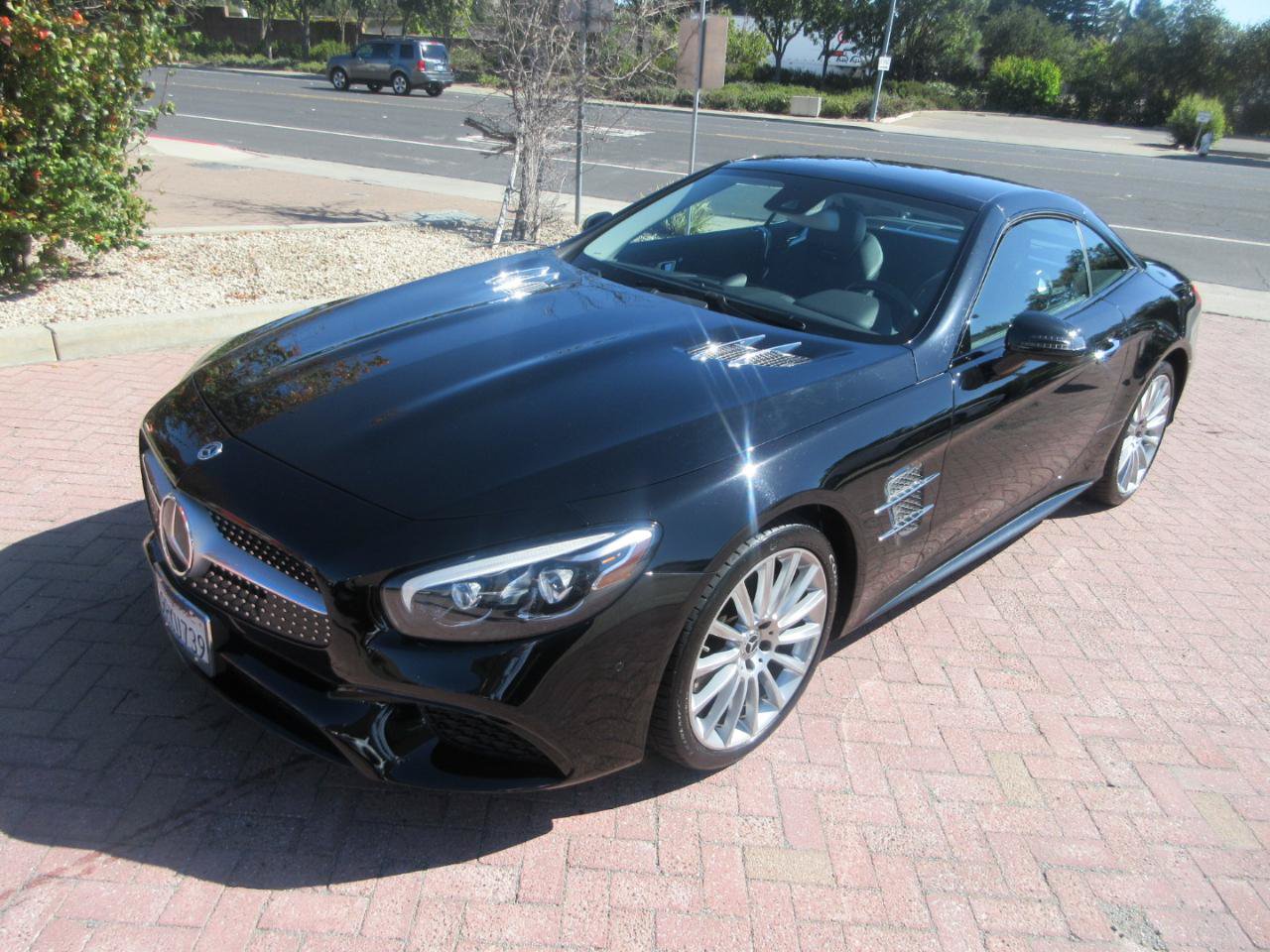 Used 2017 Mercedes-Benz SL 550 image 67