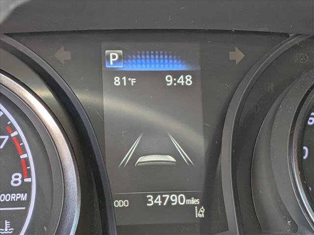 Used 2022 Toyota Camry SE FWD image 10