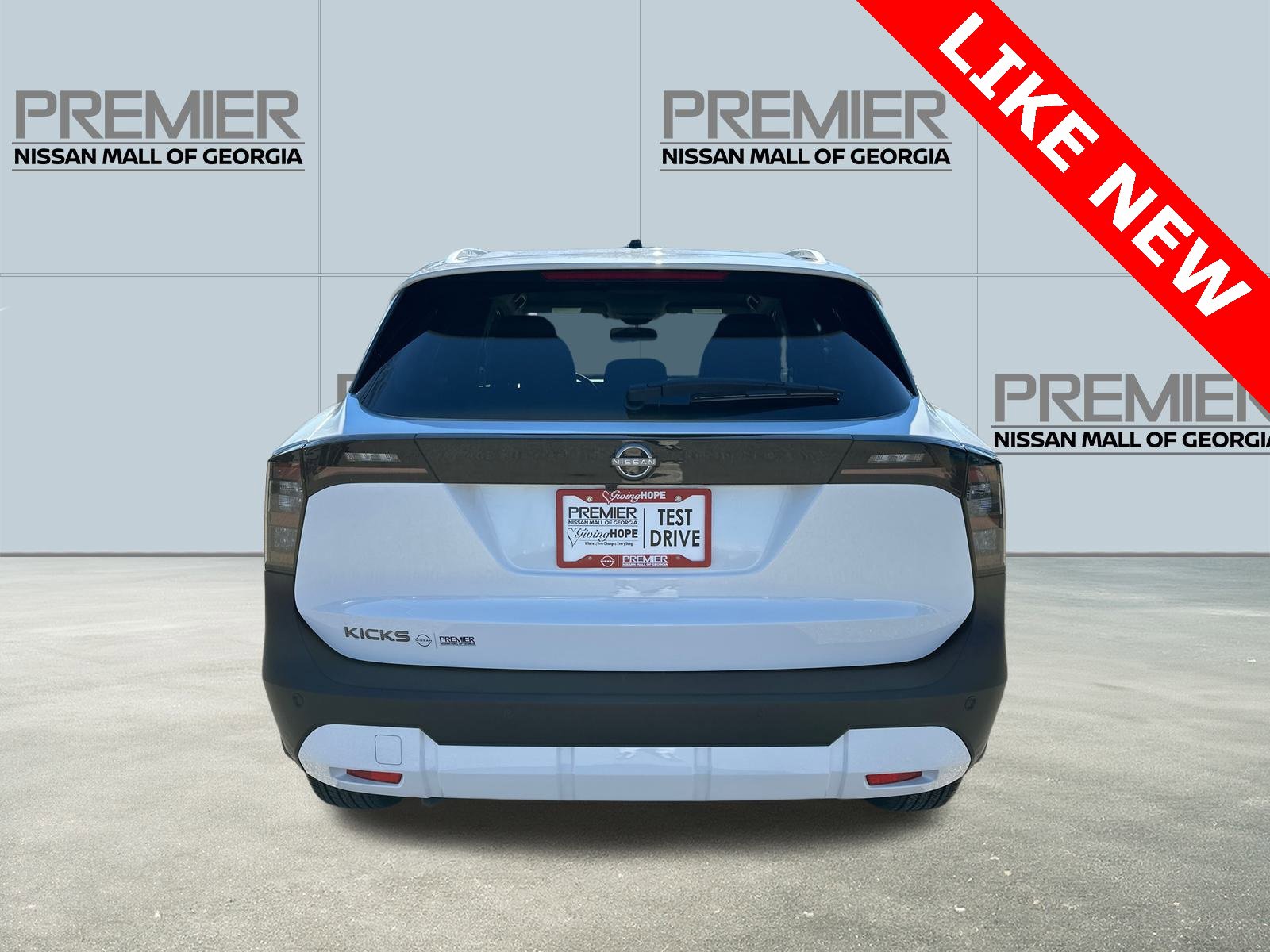 Used 2026 Nissan Kicks SV image 6