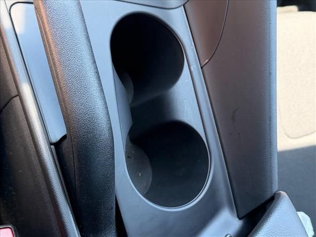 Certified 2025 Hyundai Elantra SE FWD image 21