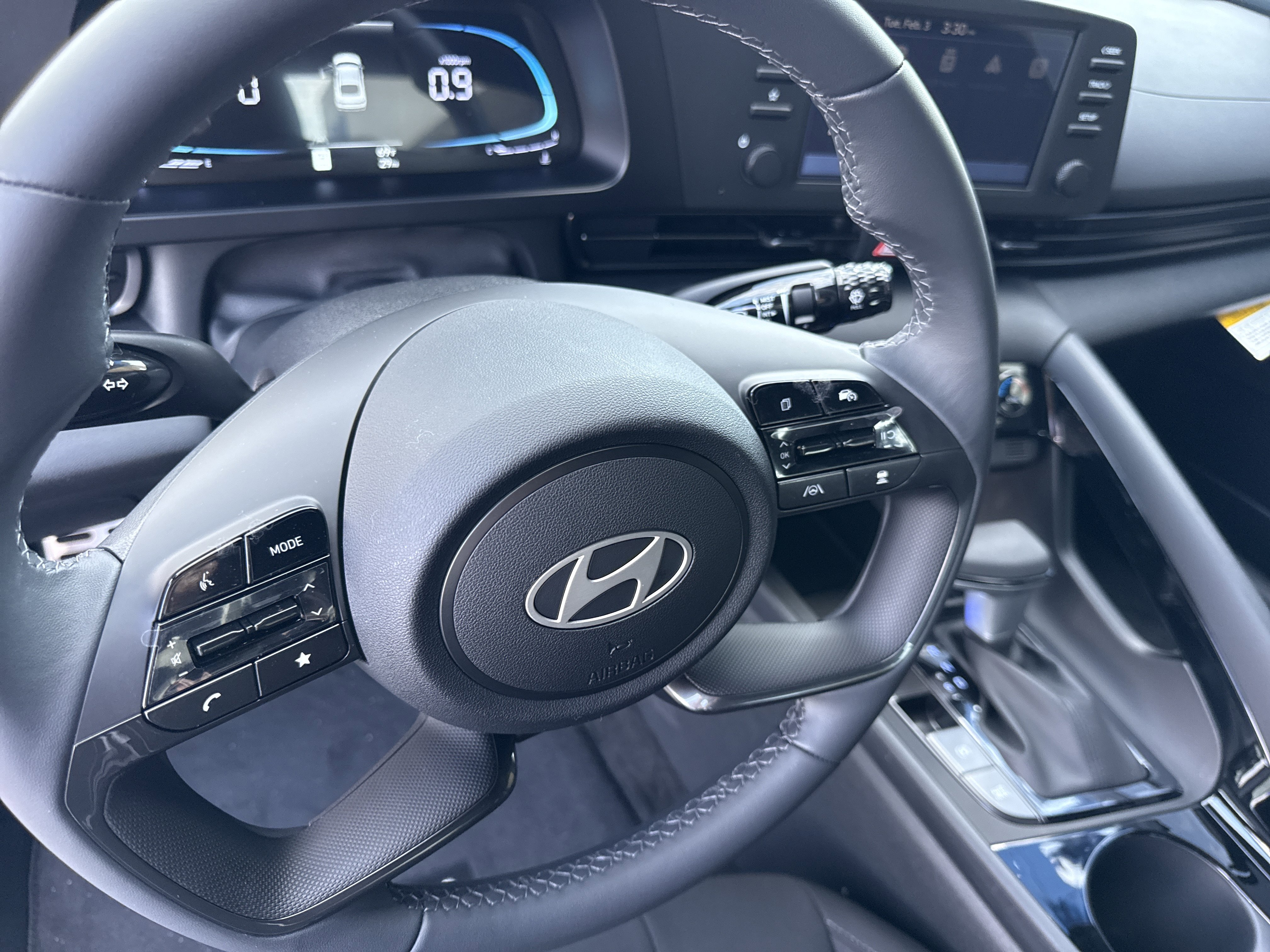 New 2026 Hyundai Elantra SEL Sport Premium image 10