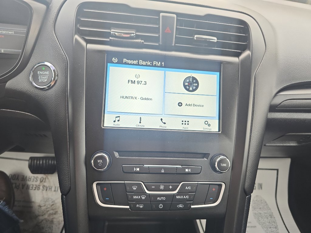 Used 2018 Ford Fusion SE image 22