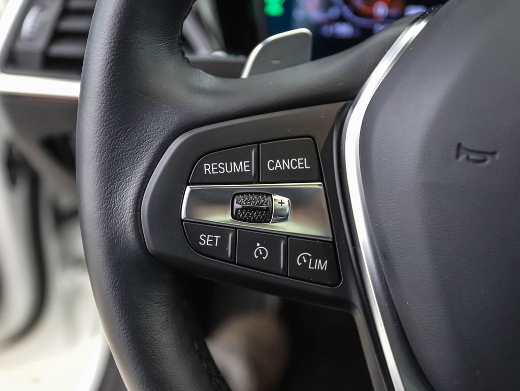 Used 2022 BMW 330i xDrive Sedan w/ Driving Assistance Package image 12