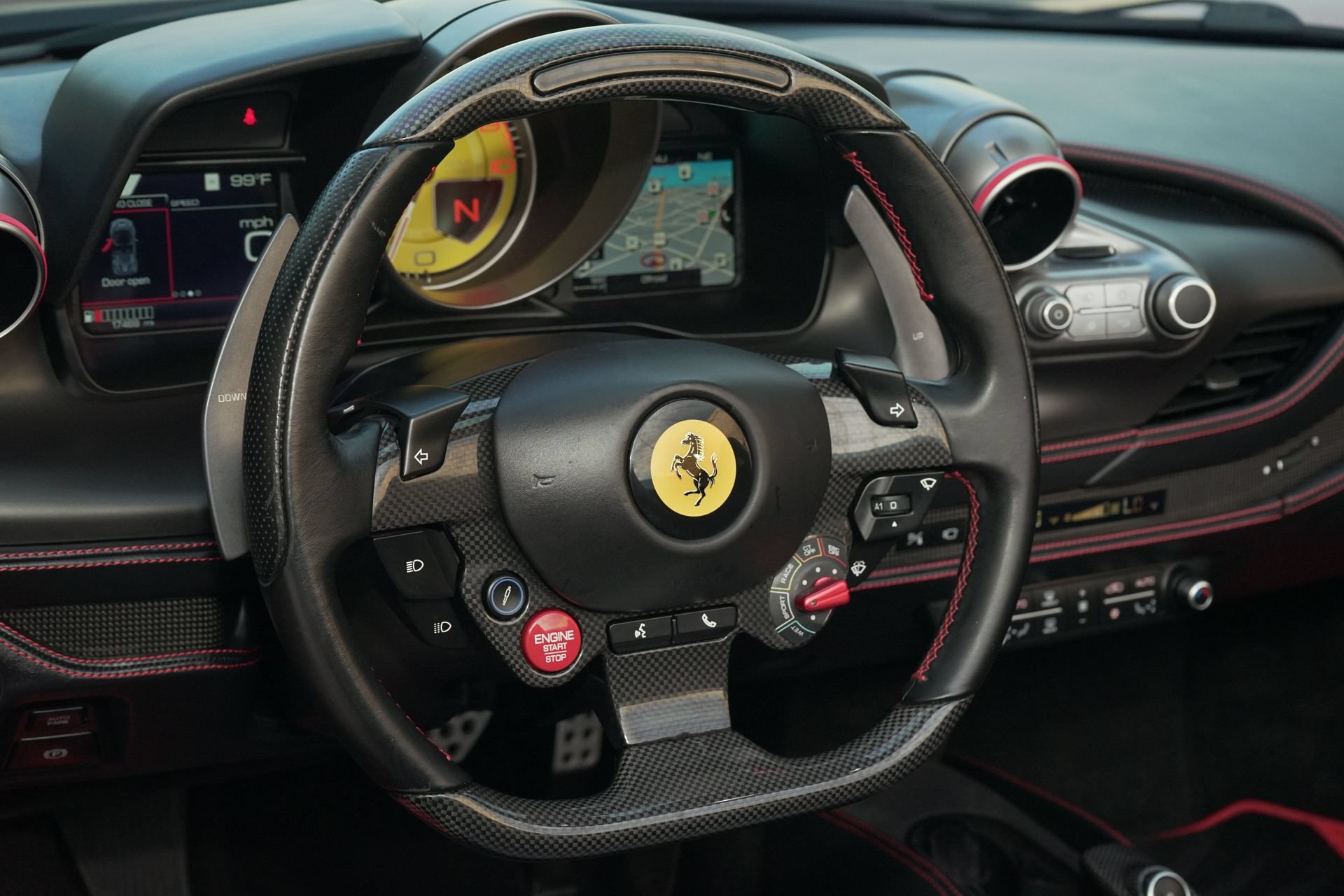 Used 2021 Ferrari F8 Tributo RWD image 18
