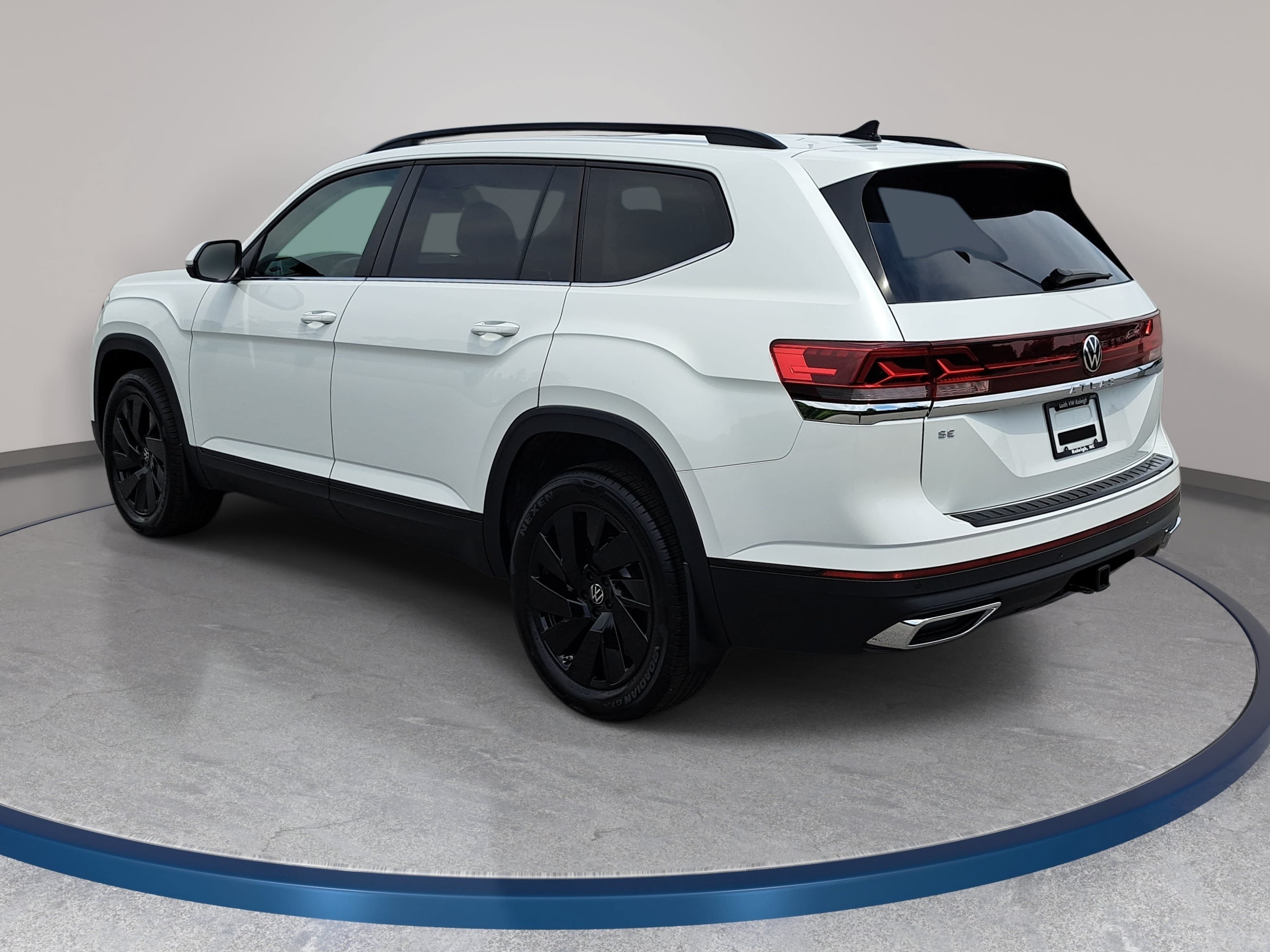 New 2026 Volkswagen Atlas SE FWD image 7